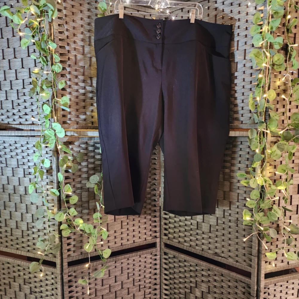 Final Markdown NWOT Fashion Bug dress capris size 24W